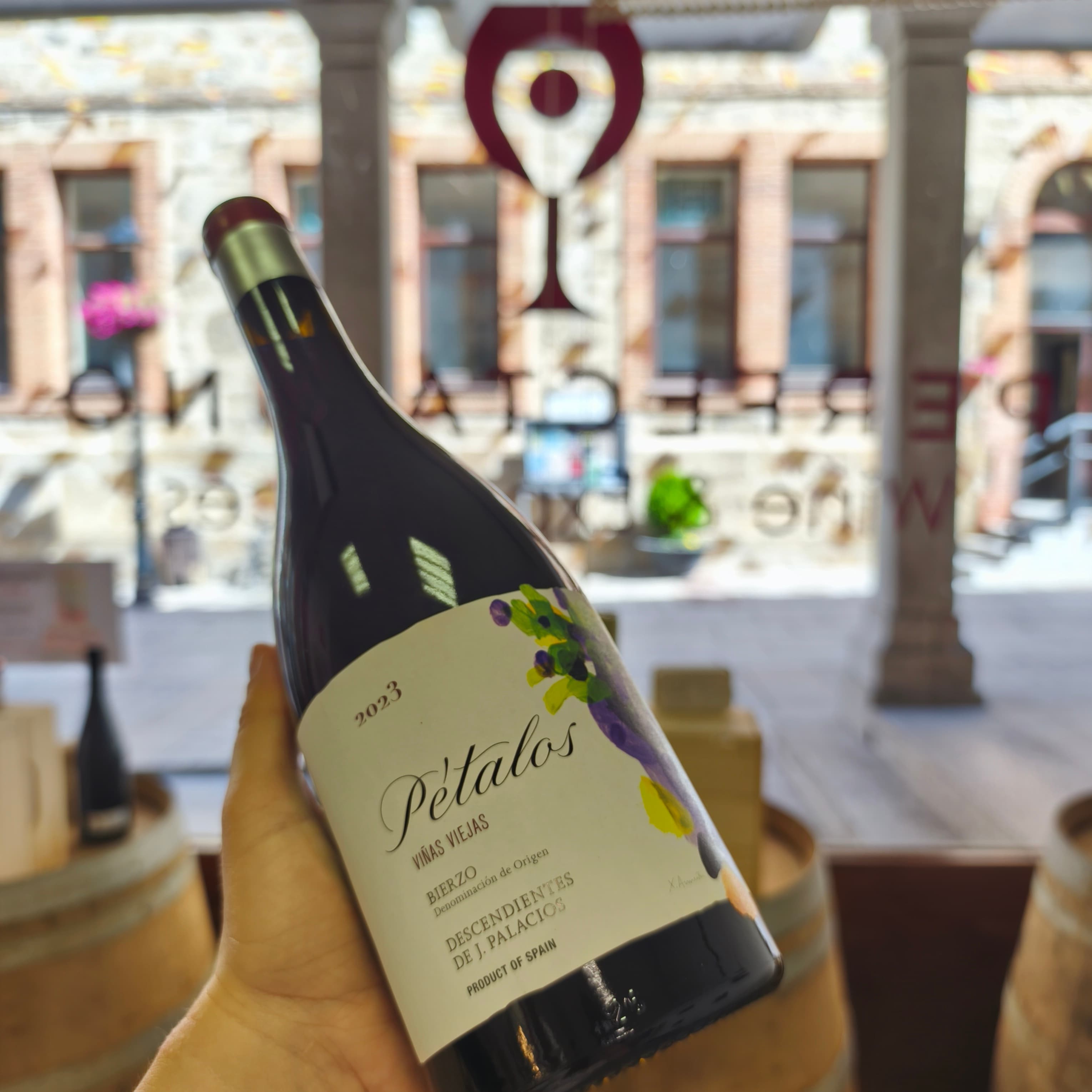 PERFECTANINO revoluciona Miraflores de la Sierra con su concepto gourmet itinerante y el aforo completo en su primera cata dedicada al Bierzo